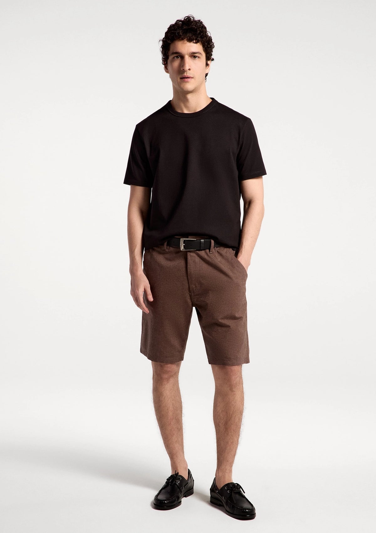 Bermuda Em Sarja Masculina Chino - Marrom