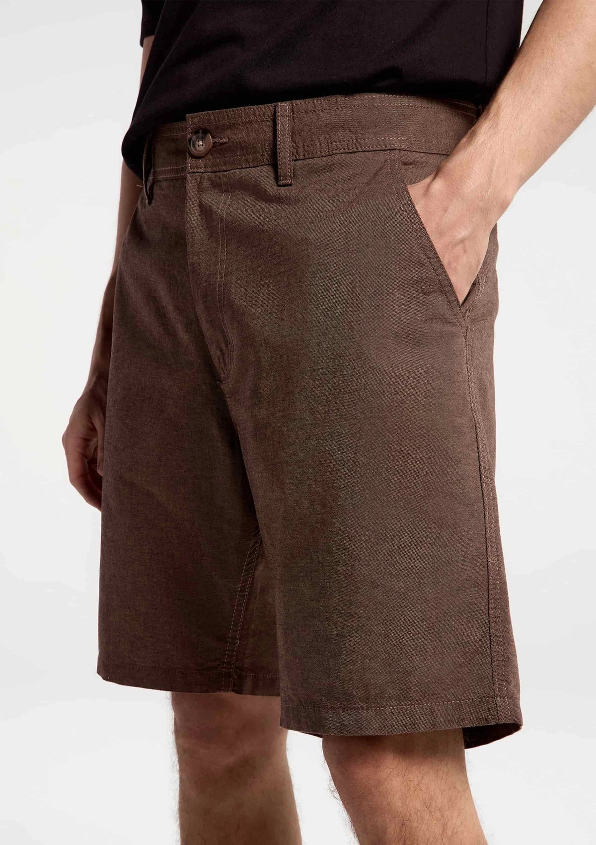 Bermuda Em Sarja Masculina Chino - Marrom