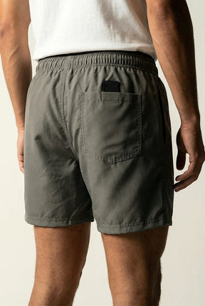 Short Praia Liso Gold Chumbo - Habitat
