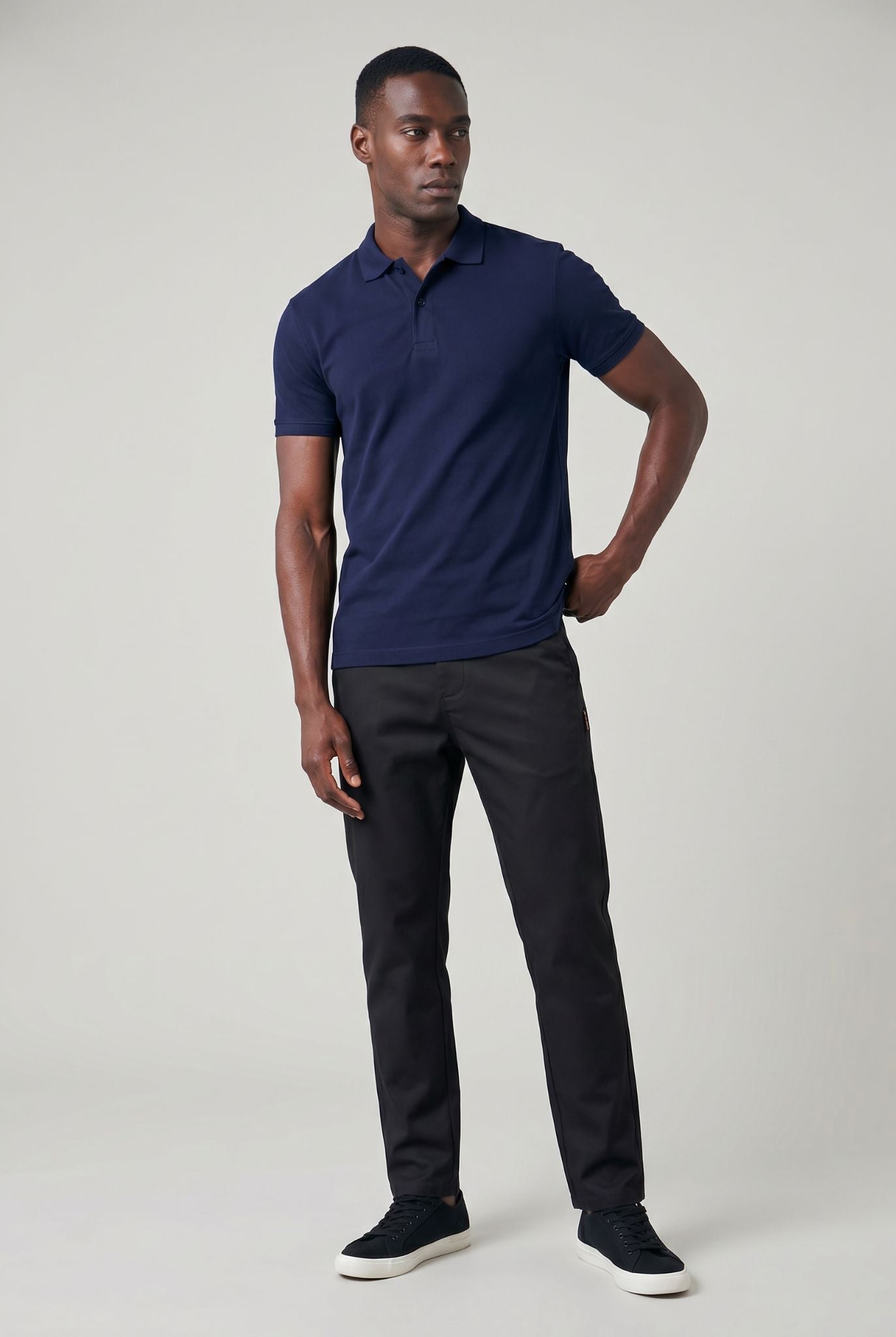 Calça Chino Masculina em Sarja Lugano