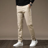 Calça Chino Masculina em Sarja Bergamo