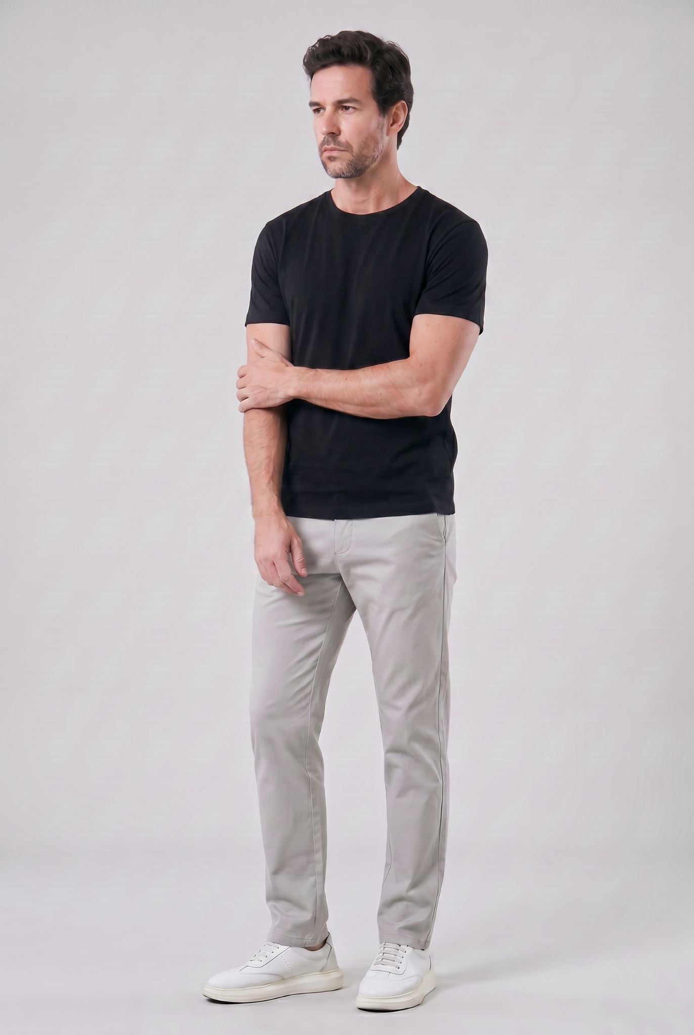 Calça Chino Masculina em Sarja Regular Torino