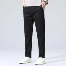 Calça Chino Masculina em Sarja Regular Torino