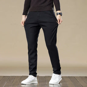 Calça Chino Masculina em Sarja Lugano
