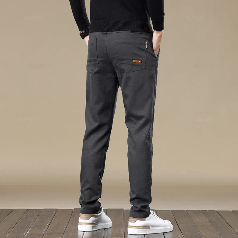 Calça Chino Masculina em Sarja Lugano
