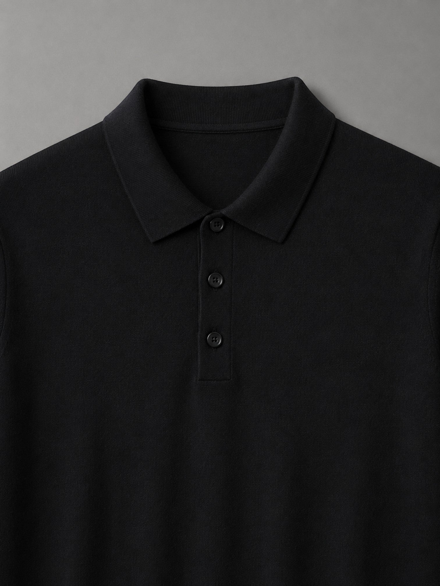 Camisa polo Habitat Masculino Monza preta em tricot de manga longa com gola clássica e fechamento por três botões