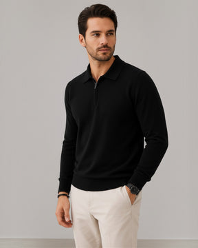 Homem vestindo suéter preto de lã com zíper da marca Habitat Masculino, estilo casual elegante.